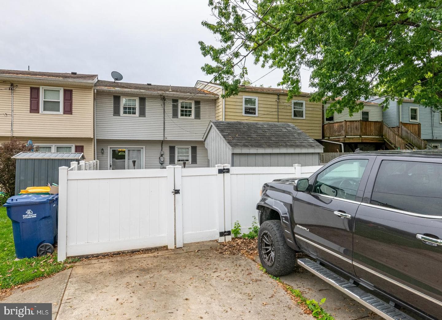 2519 Girard Avenue photo 23