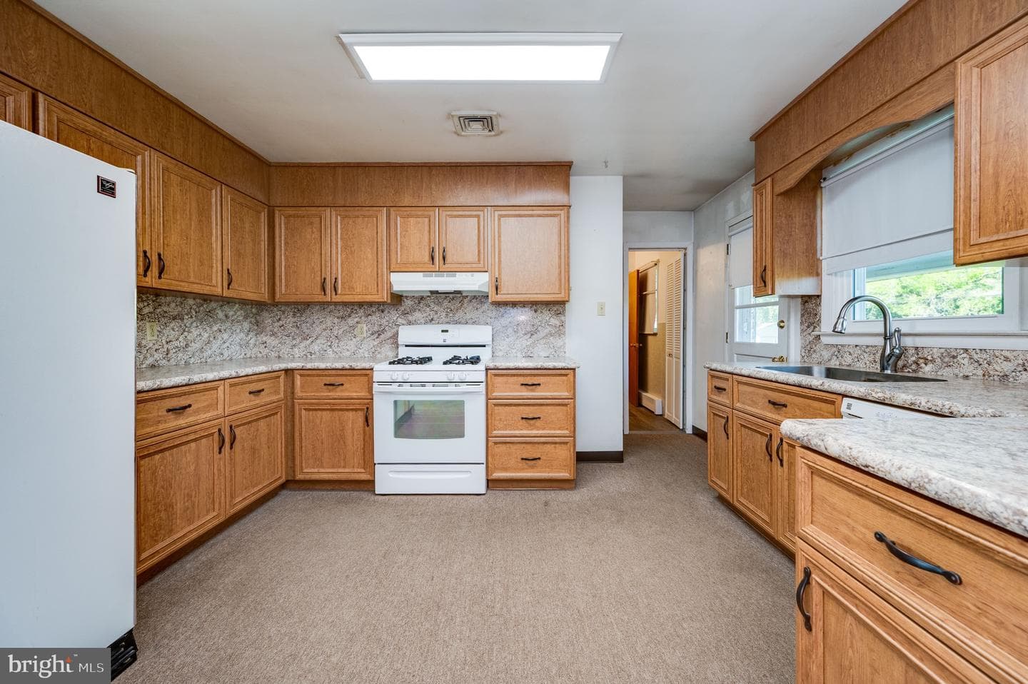 220 Maple Springs Drive photo 12