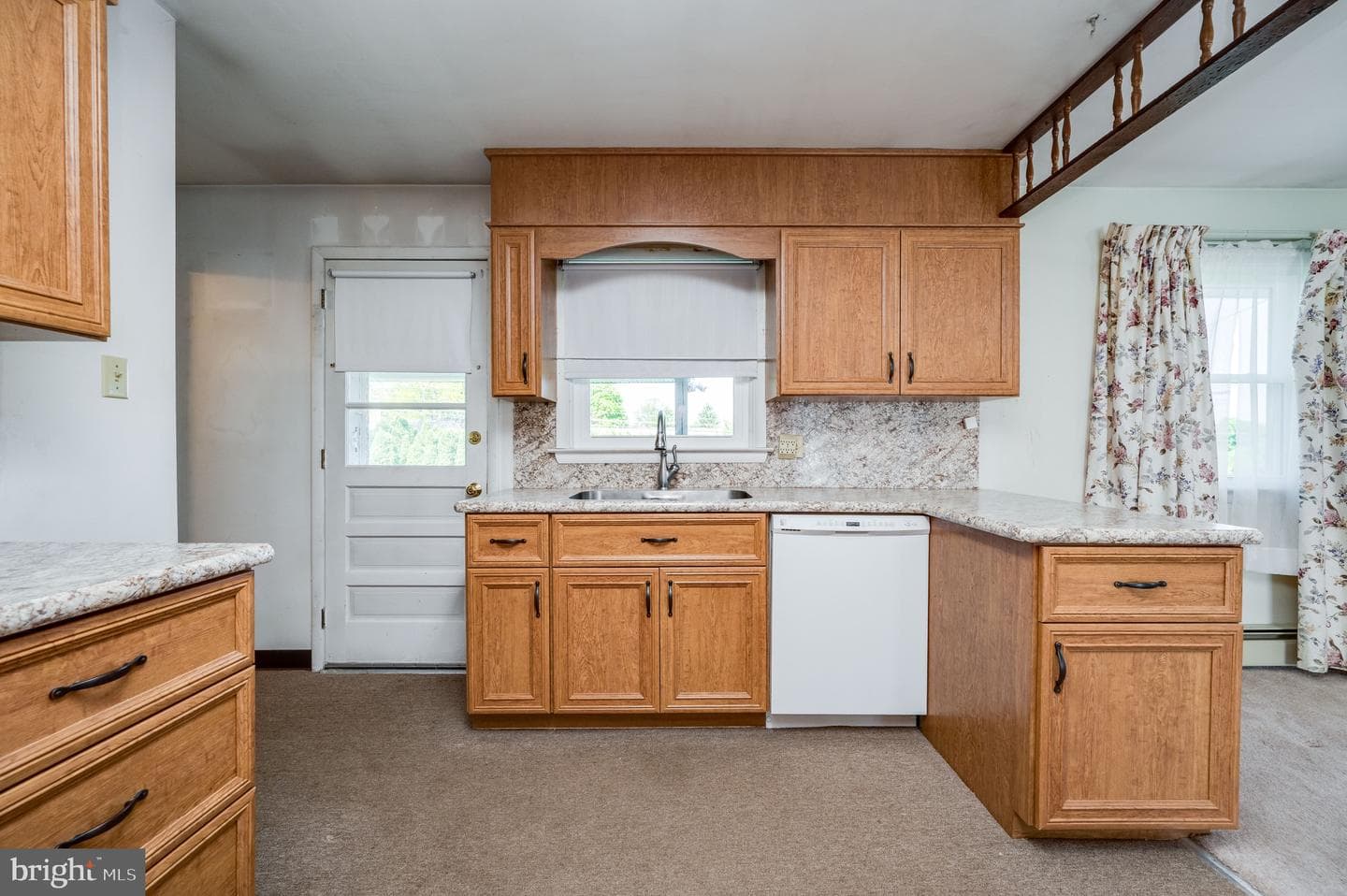 220 Maple Springs Drive photo 14