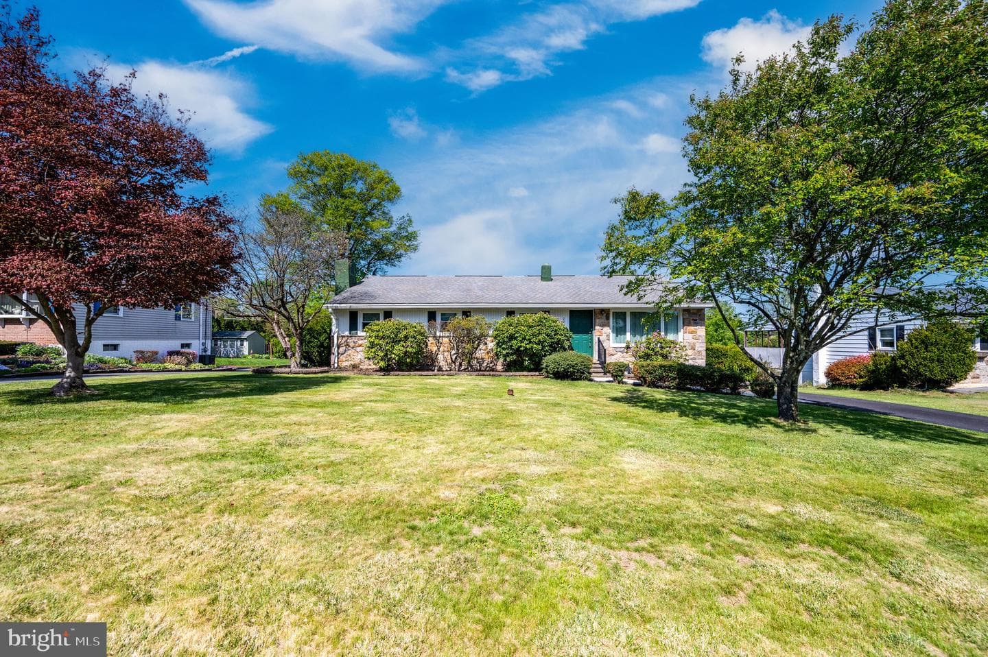 220 Maple Springs Drive photo 2