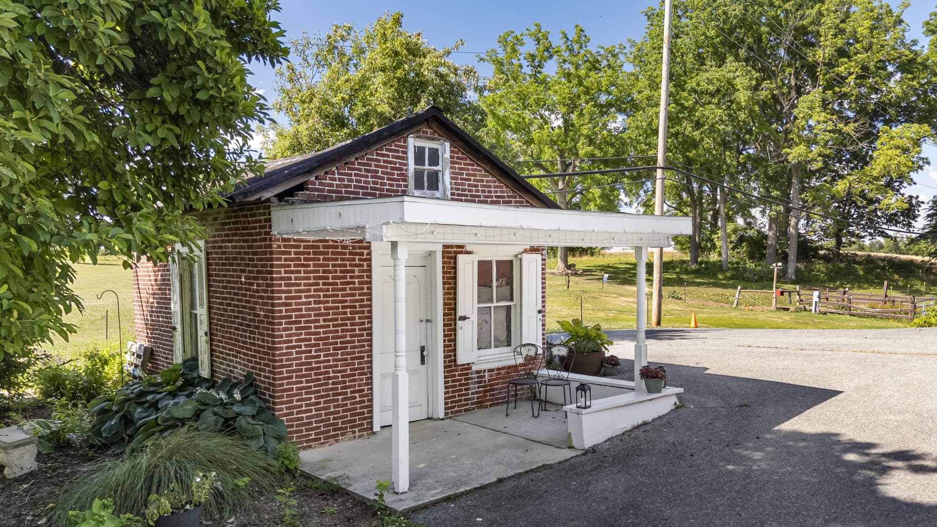 416 Snyder Road photo 52