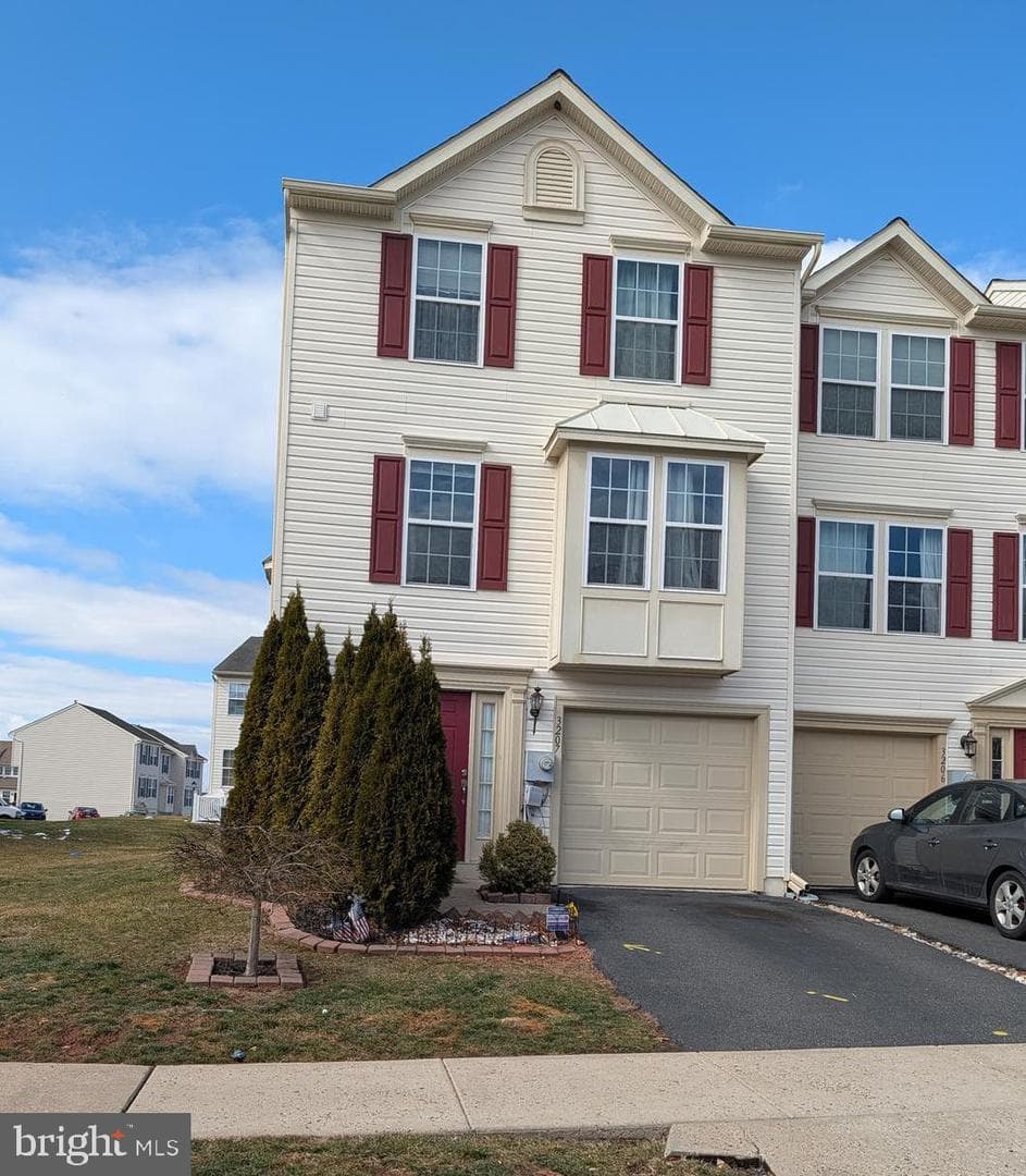 3207 Orchard View Road, Reading