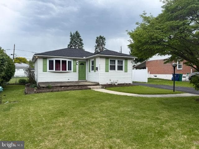 2230 Monroe photo 2