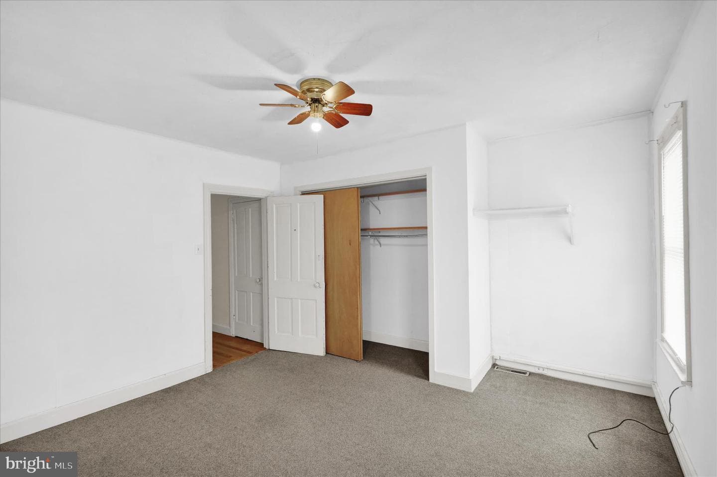 34 Philadelphia Avenue photo 21
