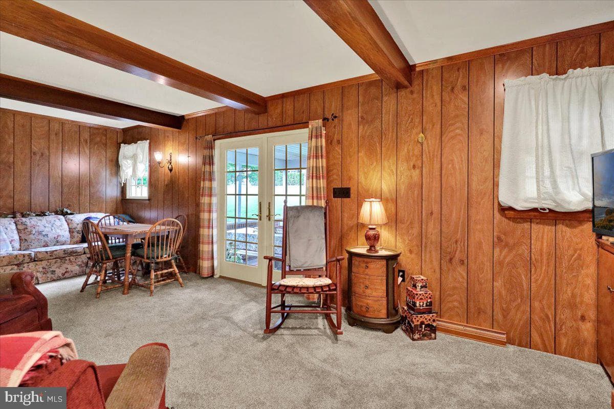 1645 Reading Boulevard photo 20