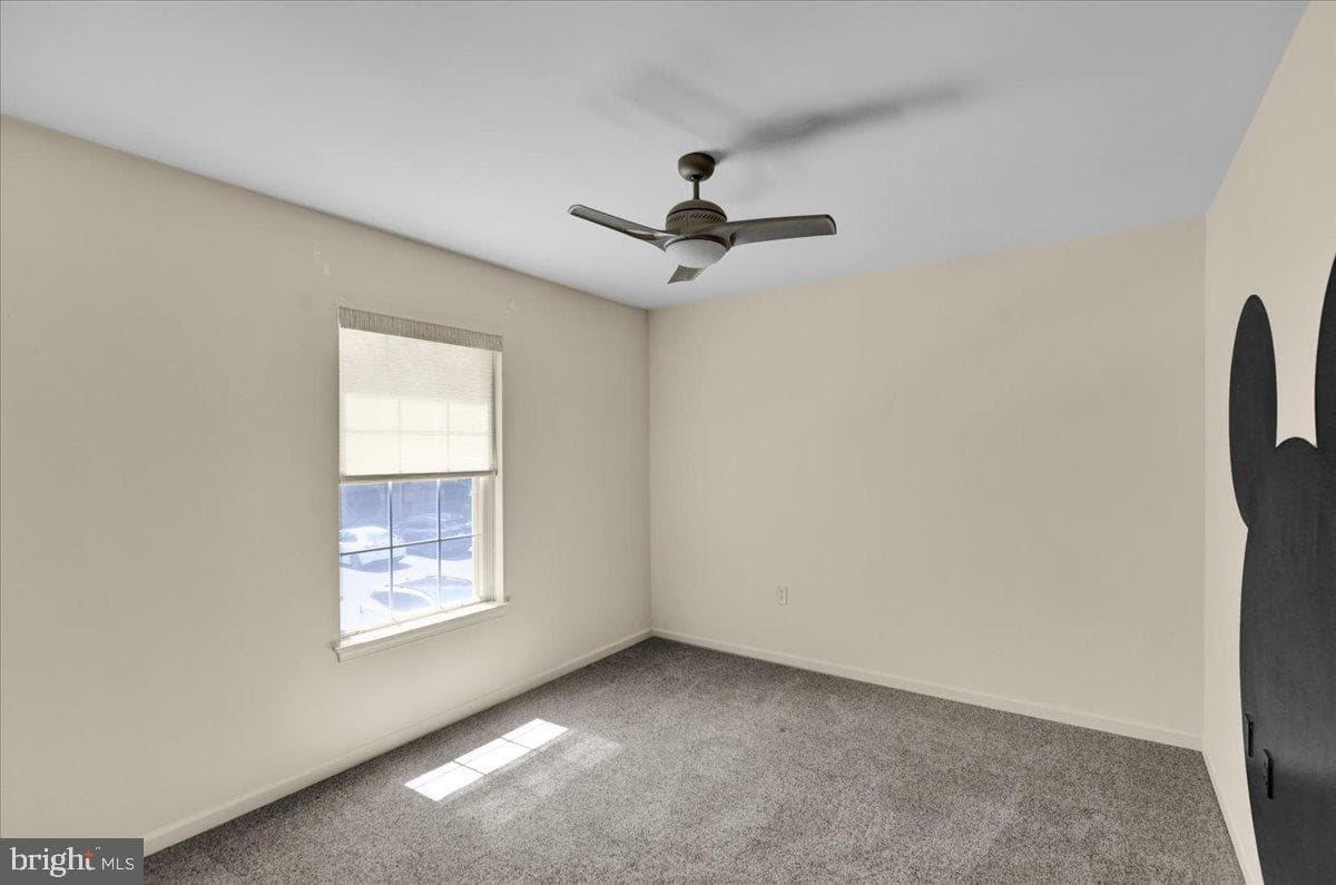 126 Valley Greene Circle photo 3