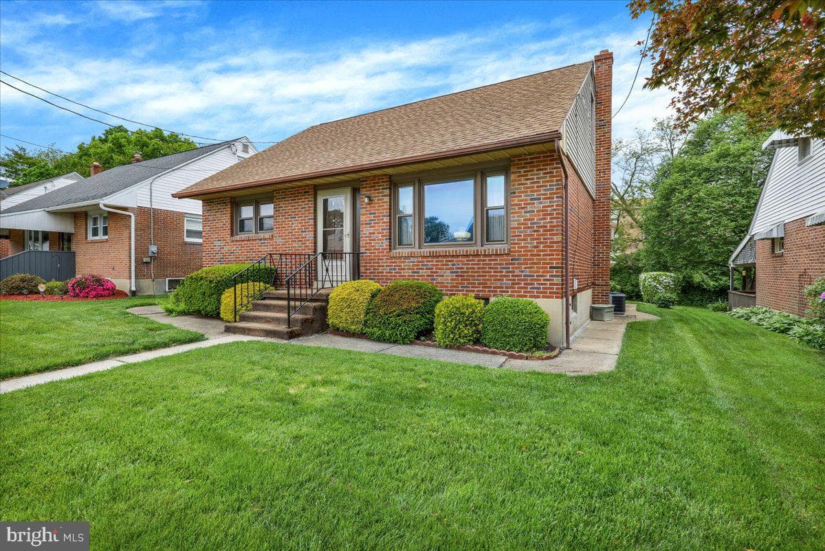 1242 Commonwealth Boulevard photo 3