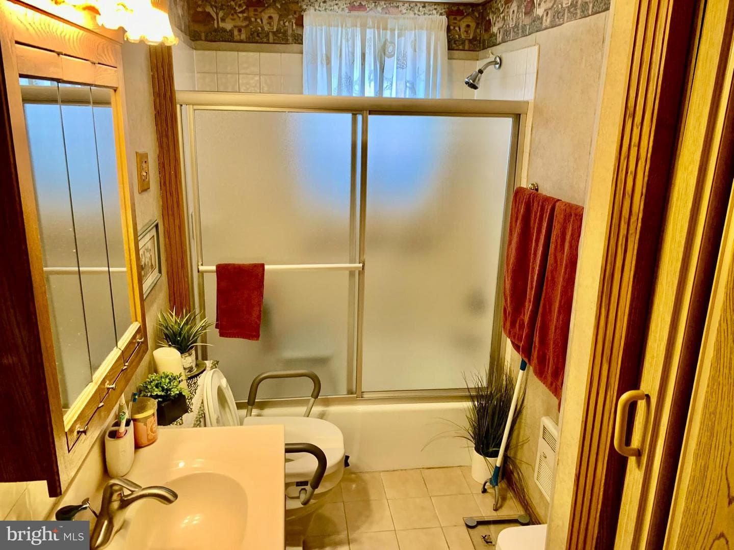 1436 Birch Street photo 11