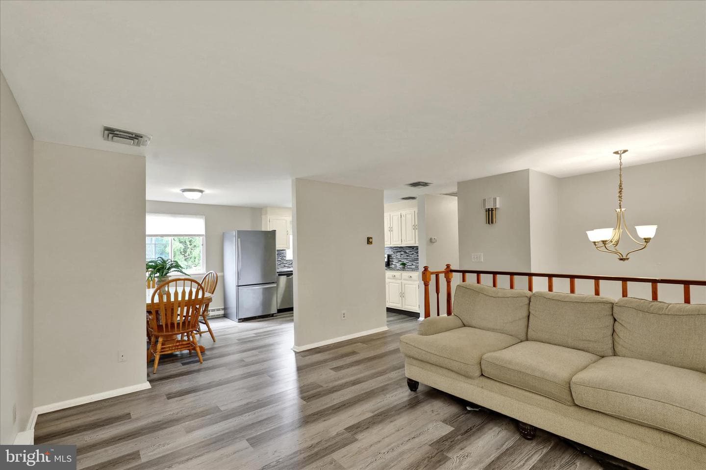 762 Tamarack Trail photo 9