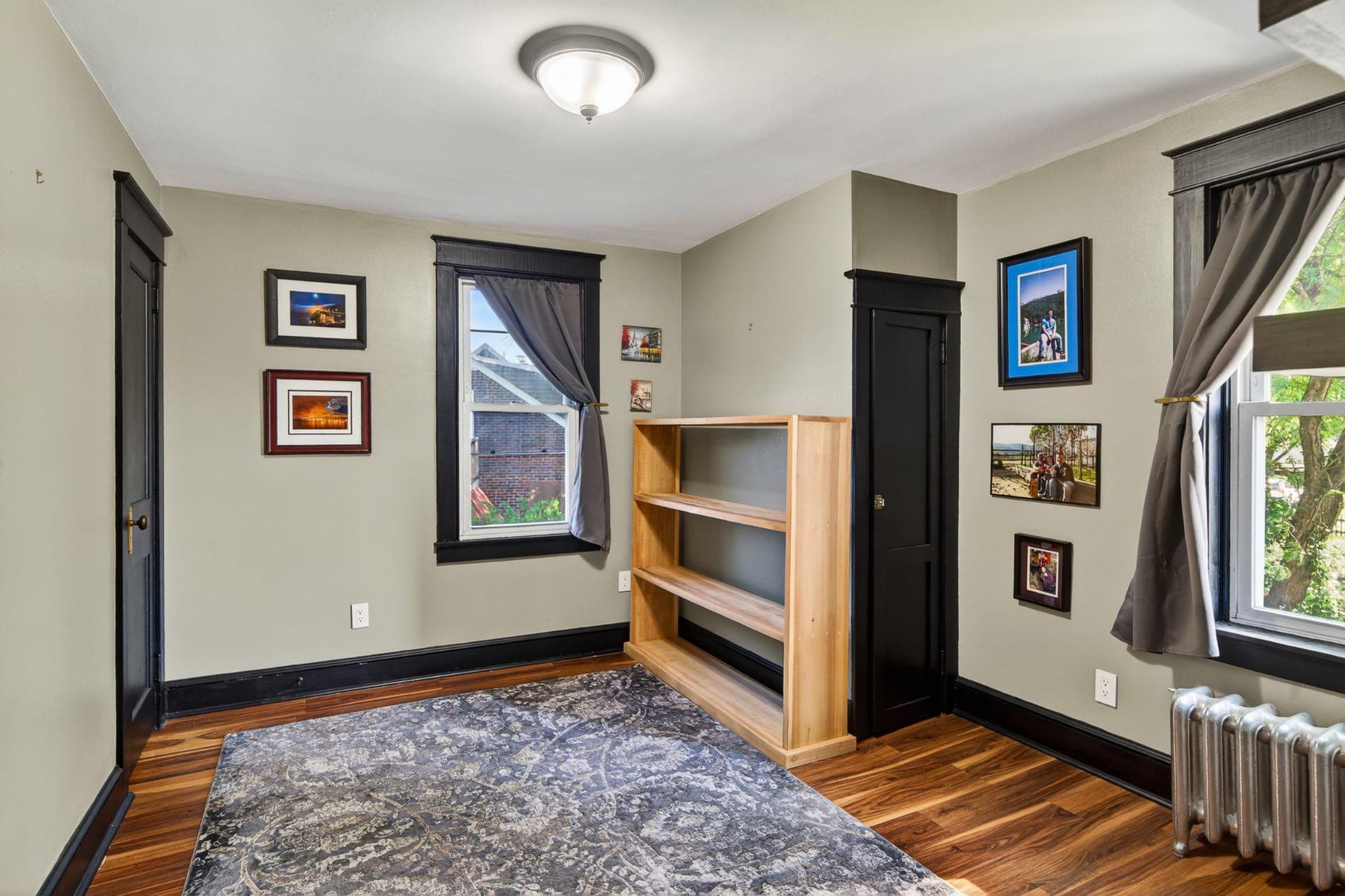 726 N Temple Boulevard photo 33