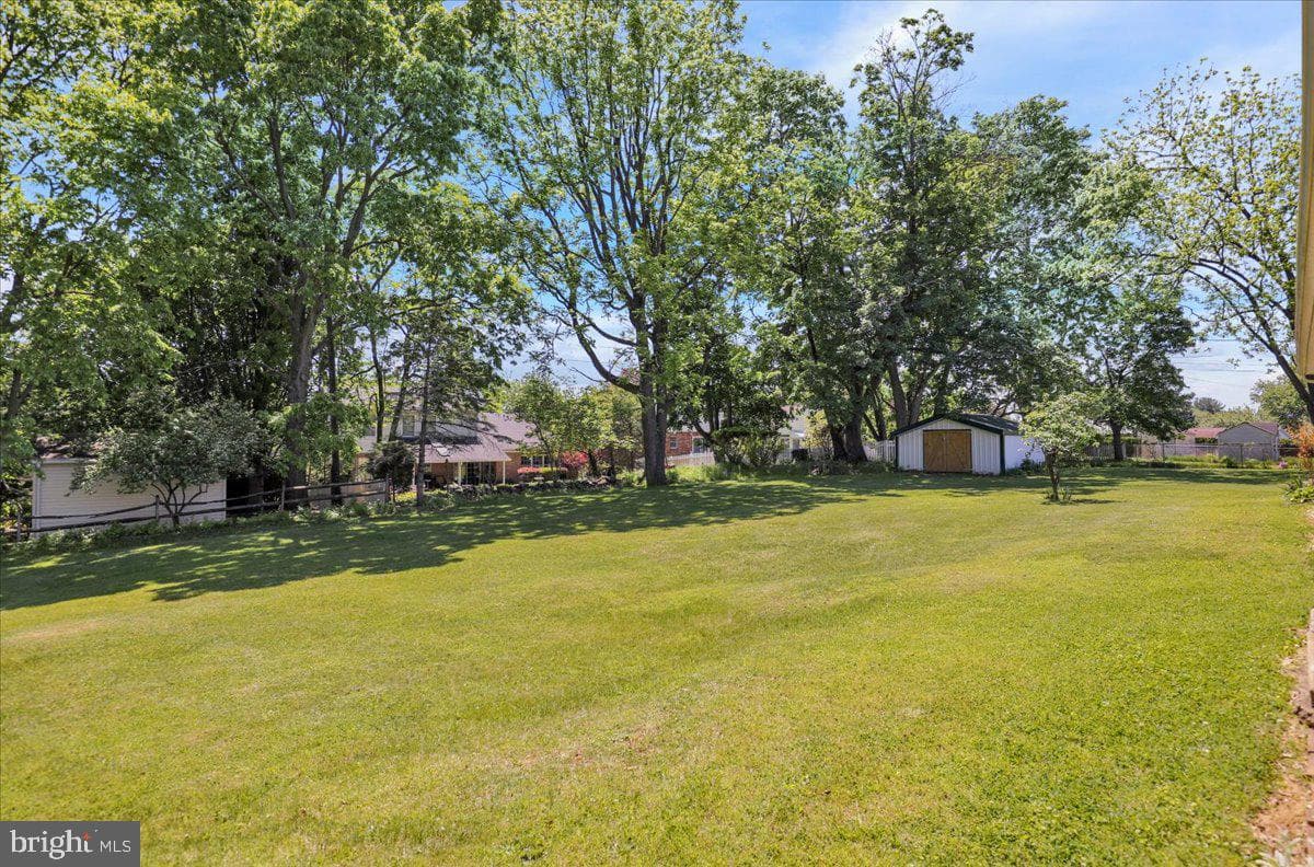 522 Florida Avenue photo 33