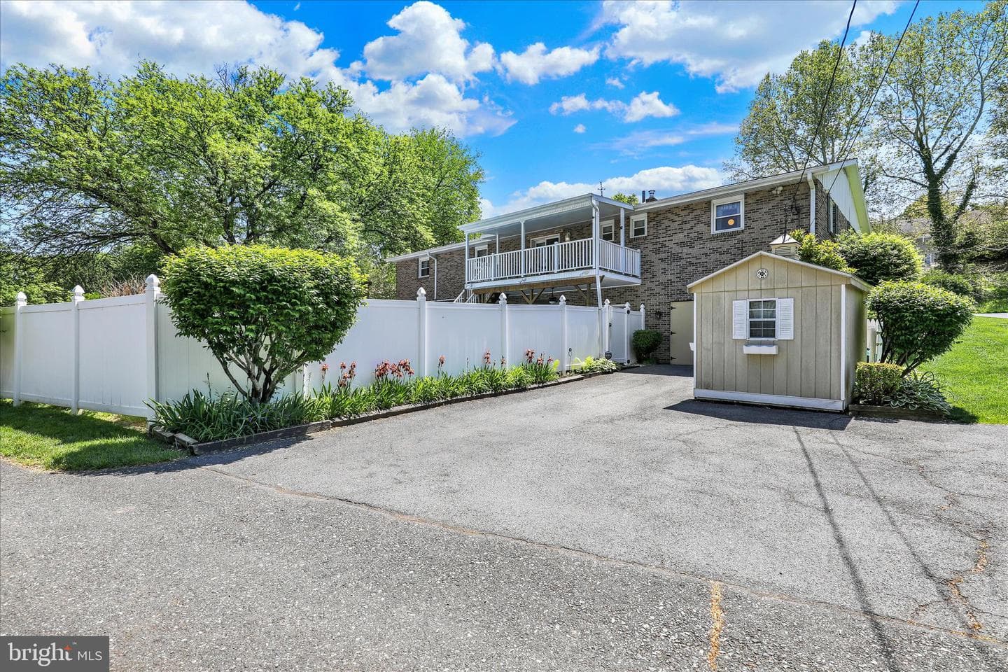 833 Joan Tc photo 17