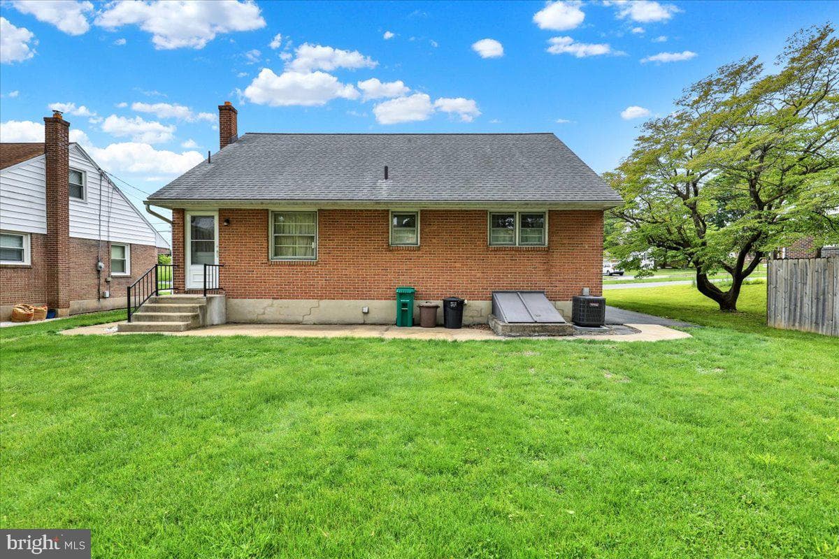 1224 Commonwealth Boulevard photo 27