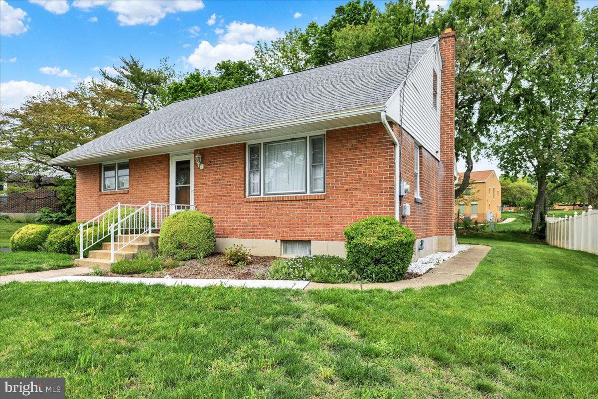 1224 Commonwealth Boulevard photo 3