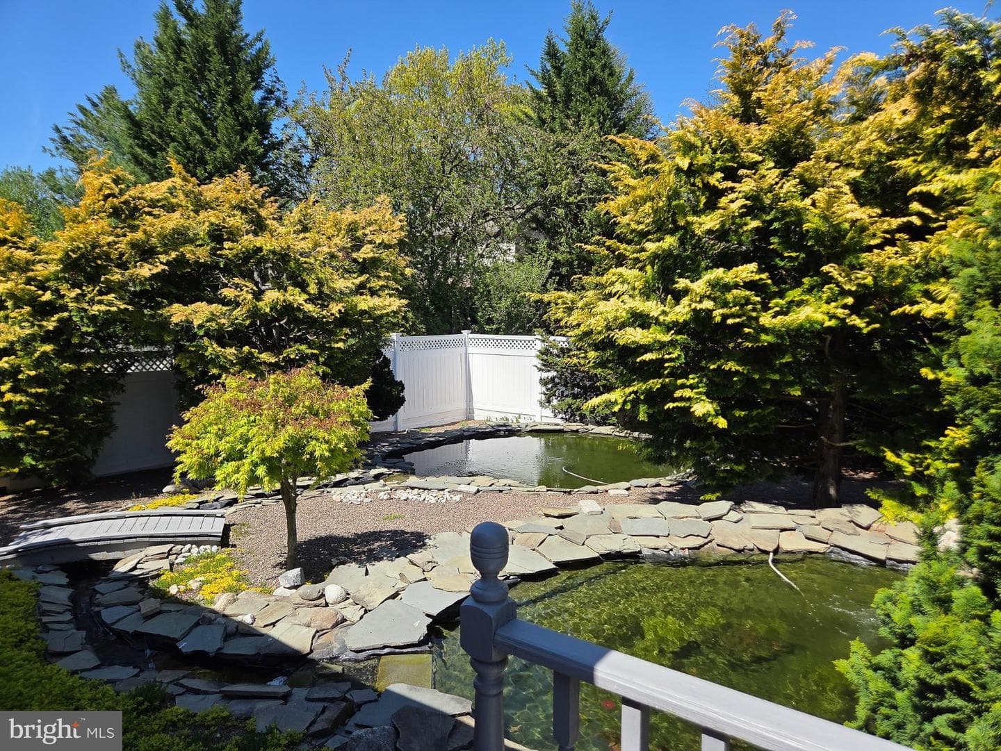 811 Carman Drive photo 35
