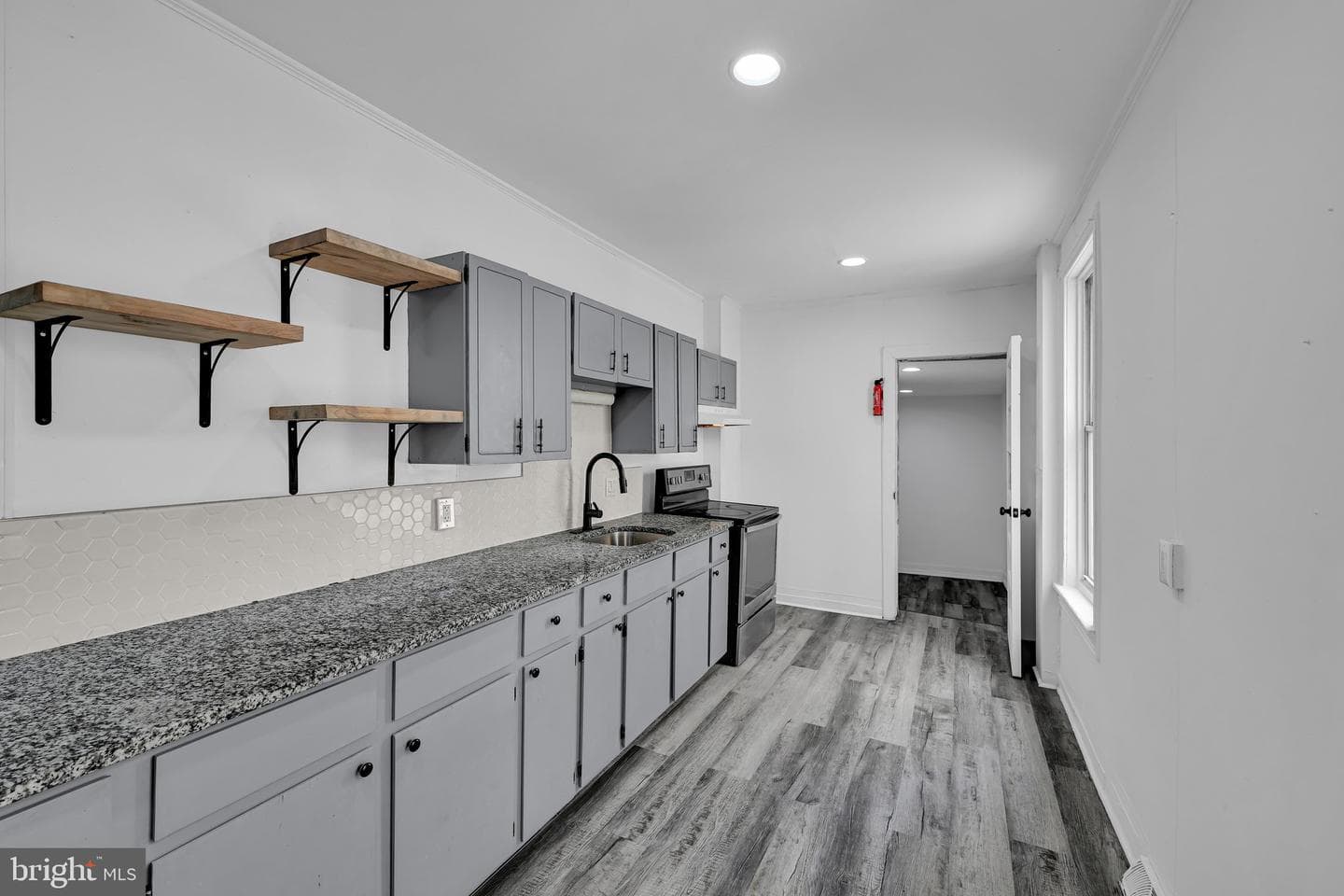 650 Mulberry Street photo 11
