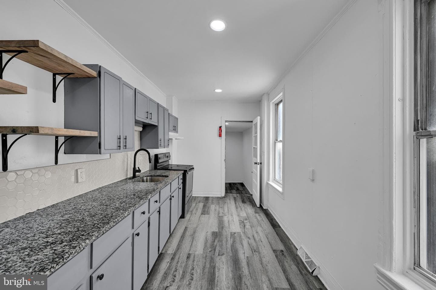 650 Mulberry Street photo 12