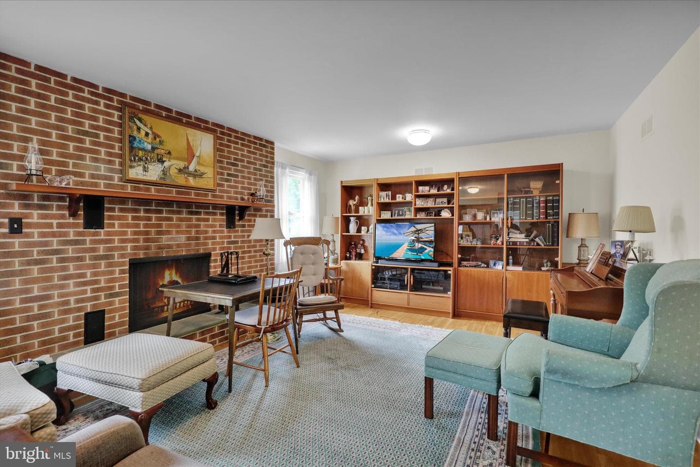 1818 Squire Court photo 9