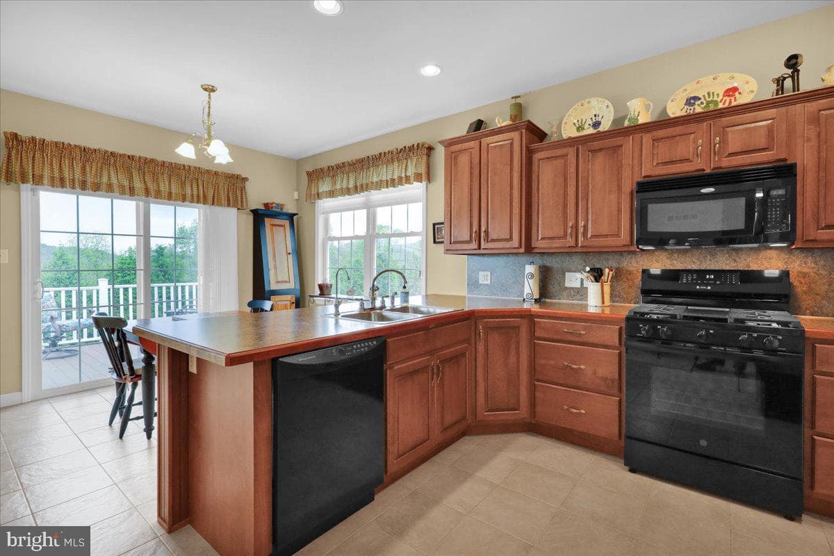 415 Westbury Drive photo 13