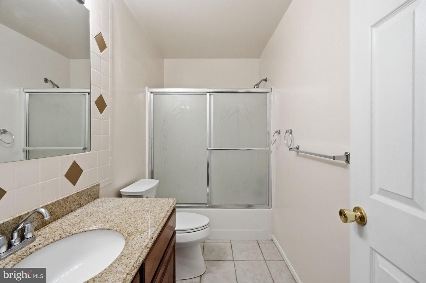 605 Georgia Avenue photo 40