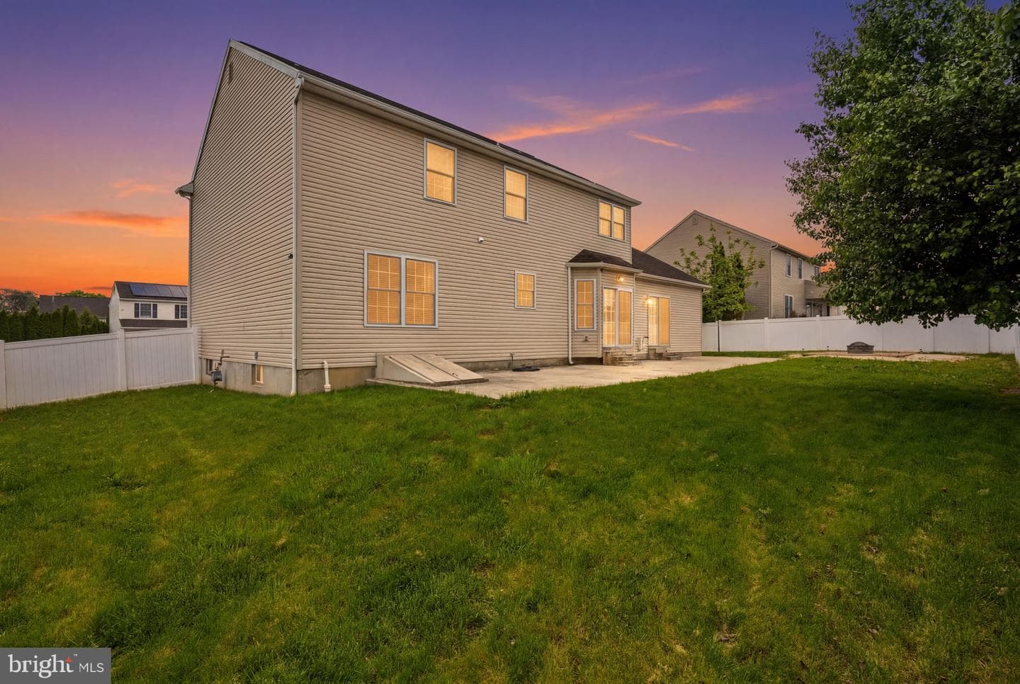 605 Georgia Avenue photo 54