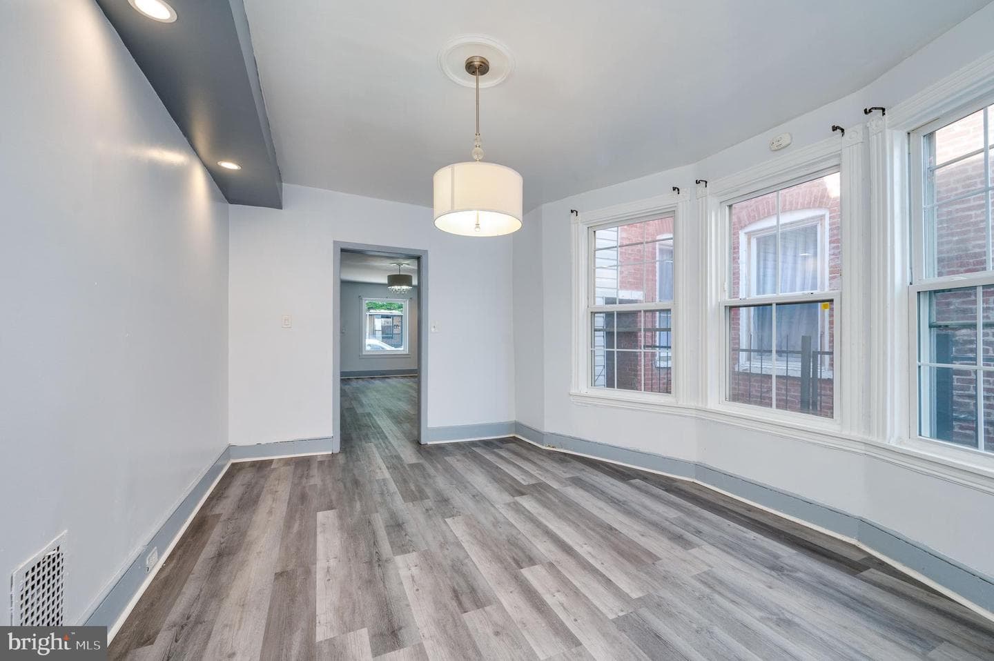 133 Greenwich Street photo 8