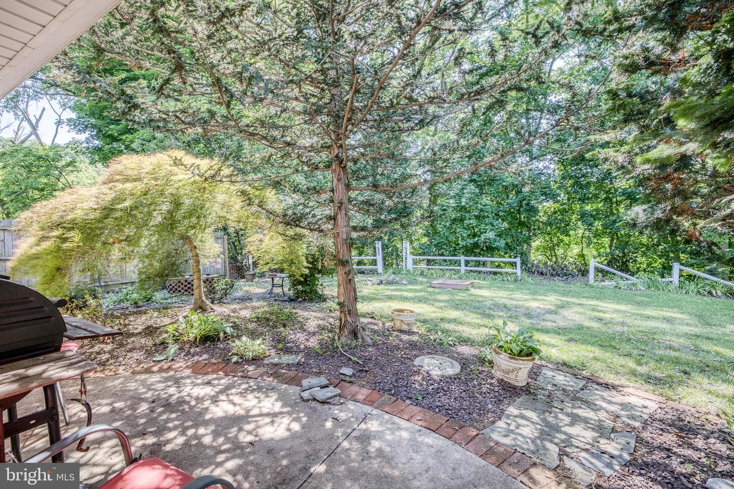 150 Hillcrest Road photo 41