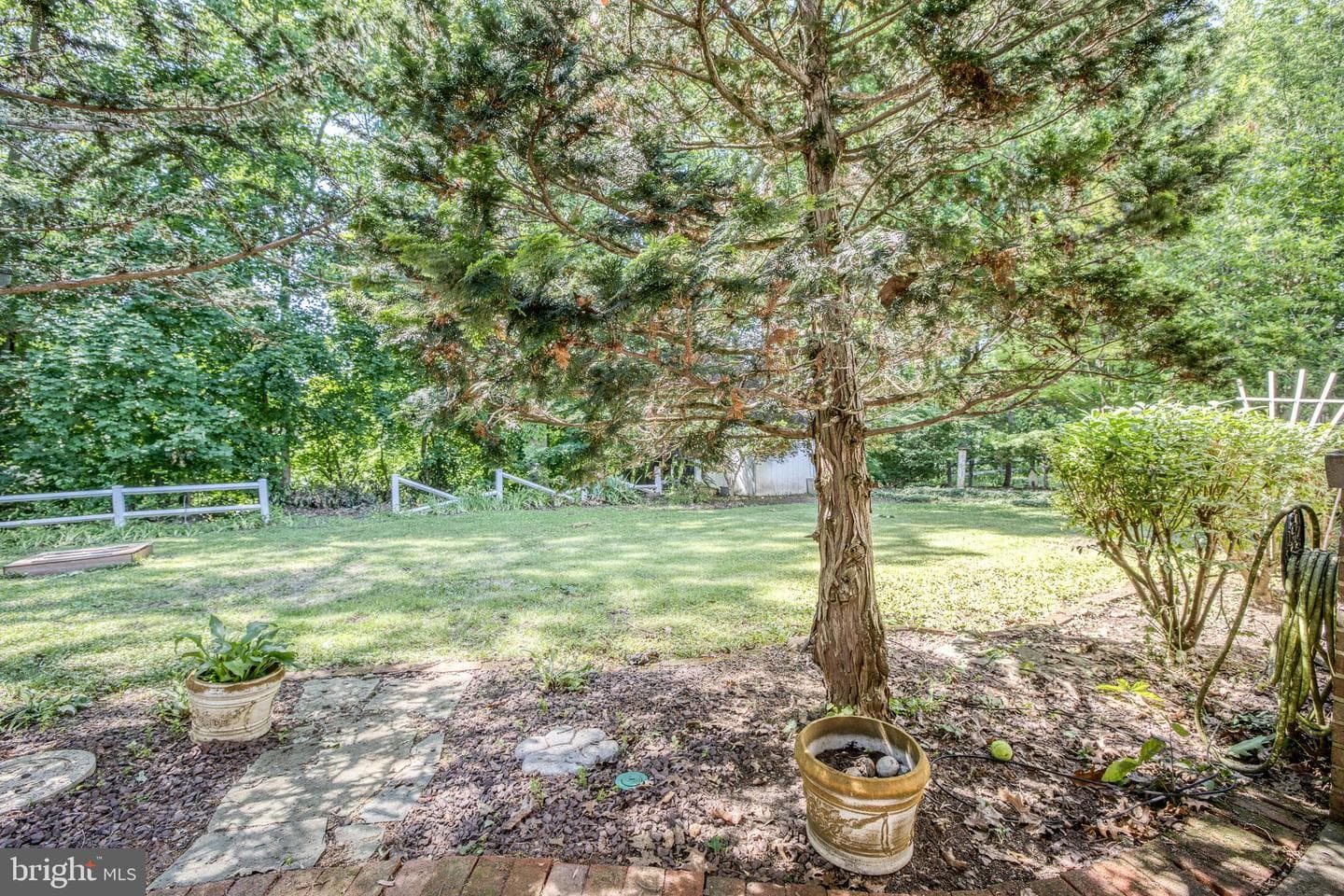 150 Hillcrest Road photo 42