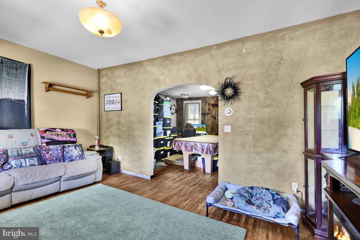 28 E Front Street photo 18