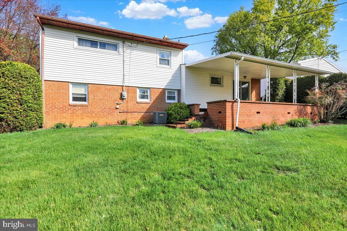 74 Oberlin Avenue photo 7