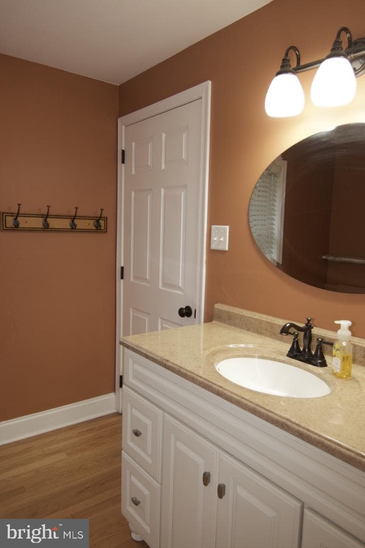 1337 Girard Avenue photo 33