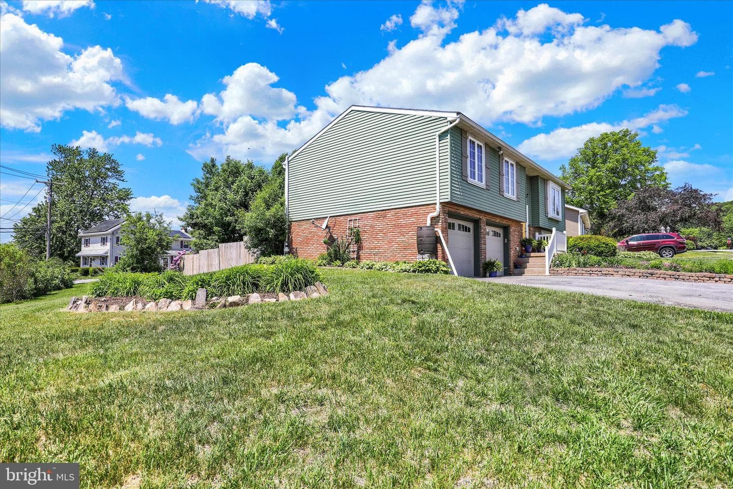 925 Hearthstone Lane photo 7