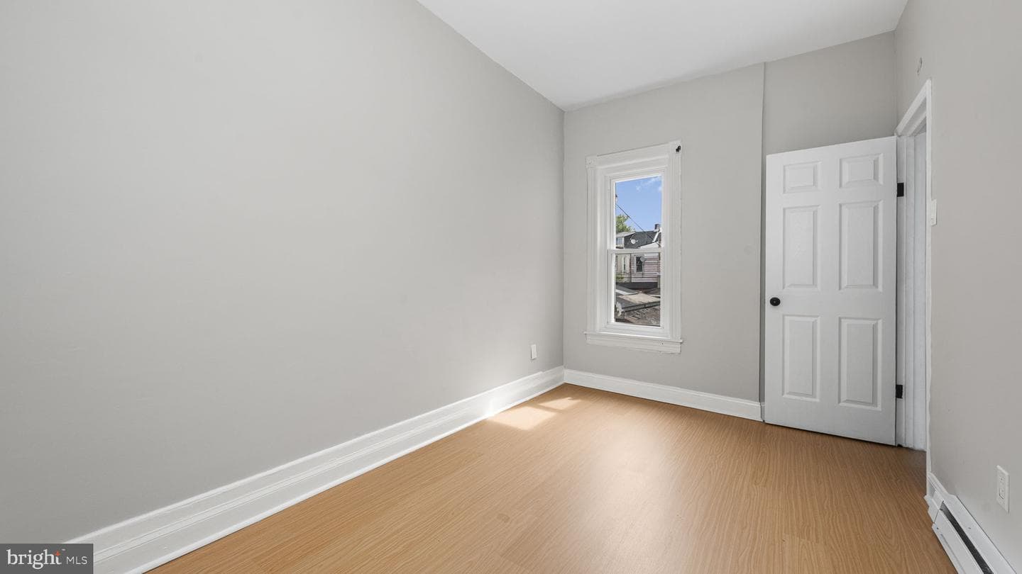 227 N Front Street photo 19