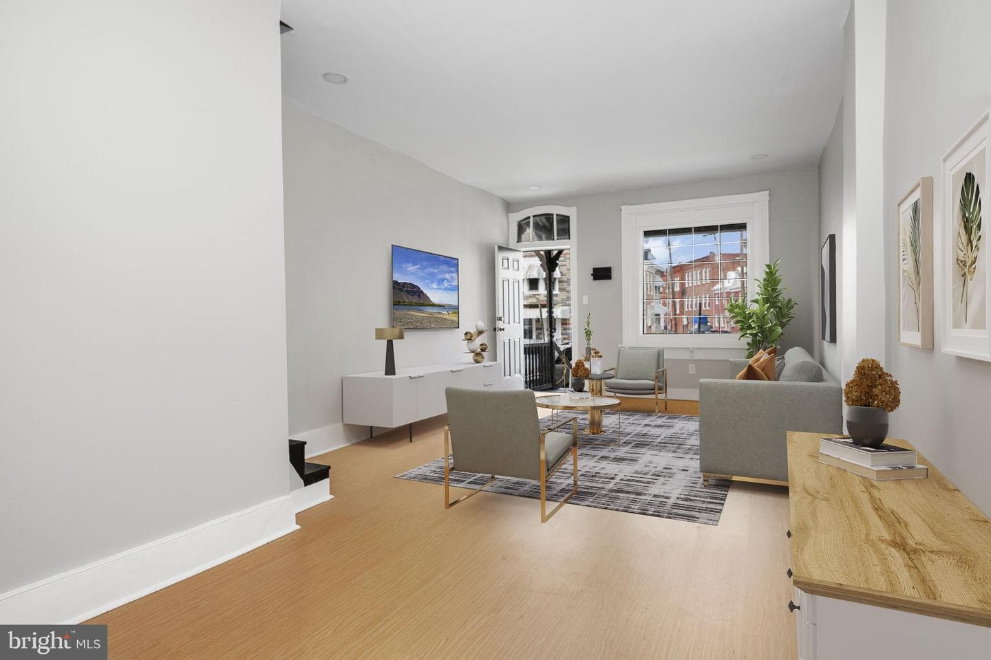 227 N Front Street photo 4