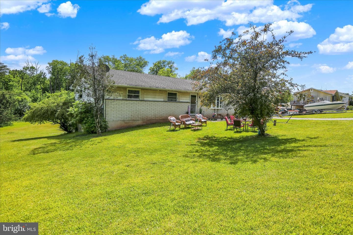88 Spruce Avenue photo 25