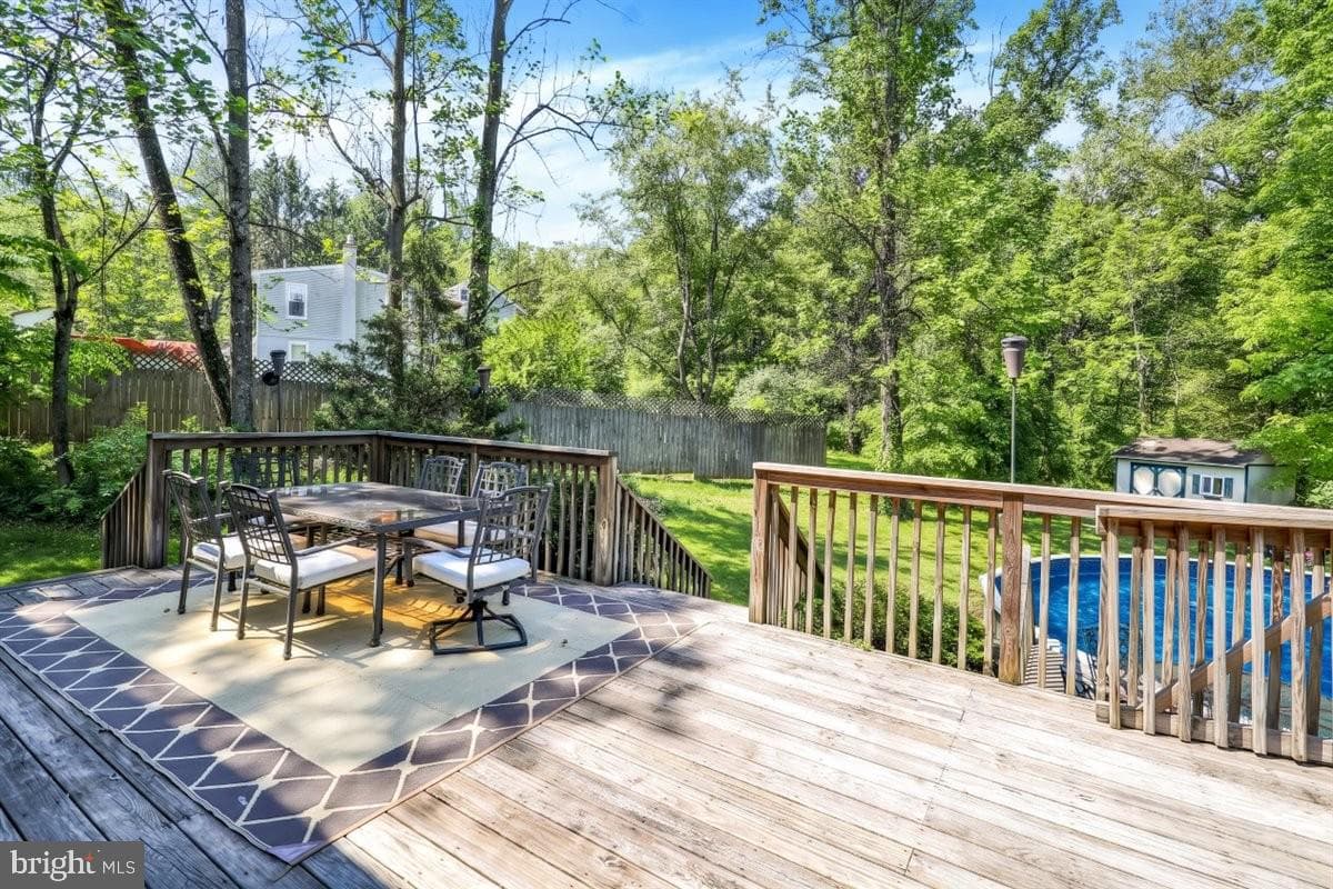 511 Garfield Avenue photo 26