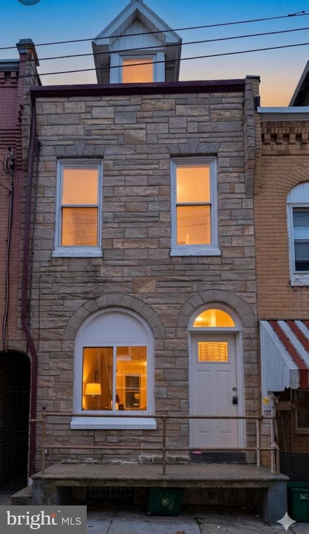 1218 Fidelity Street photo 4