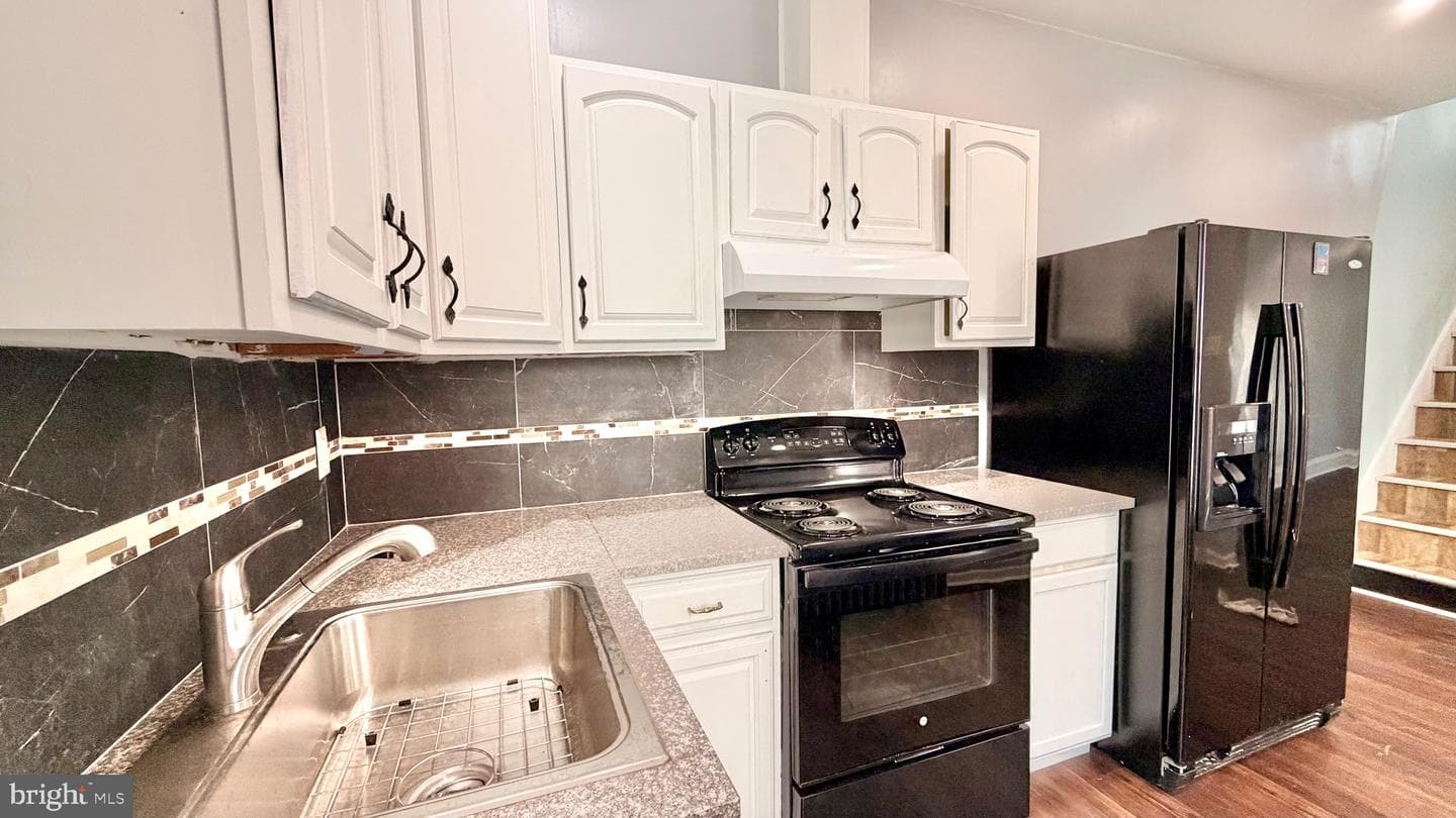 1218 Fidelity Street photo 9