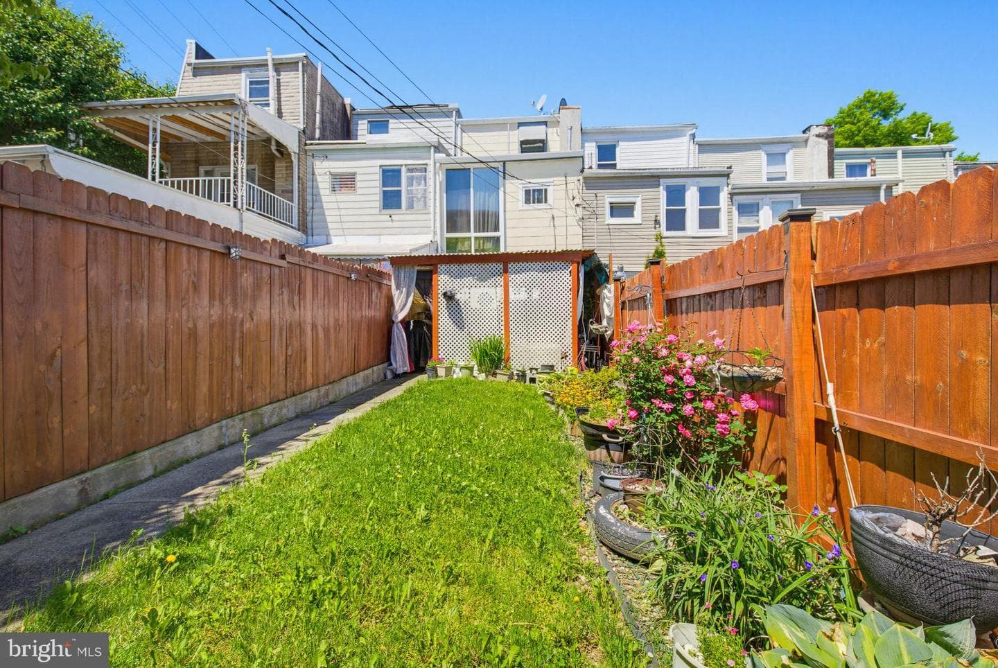 561 S 15th Street photo 33
