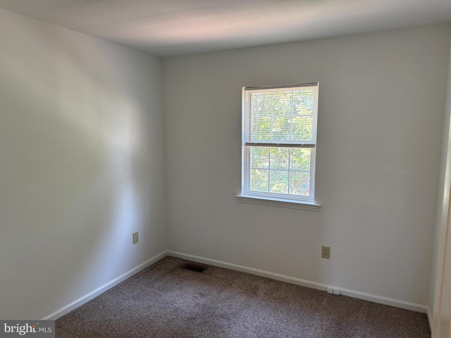 1288 Fredrick Boulevard photo 17