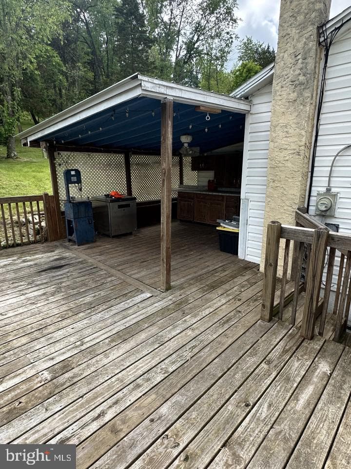 640 Walnut Road photo 8