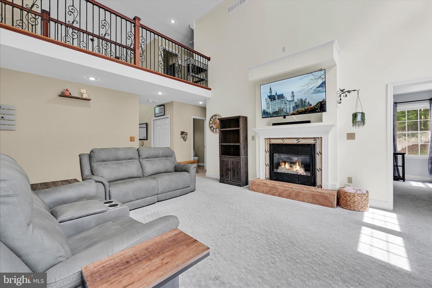 224 Pine Circle photo 9