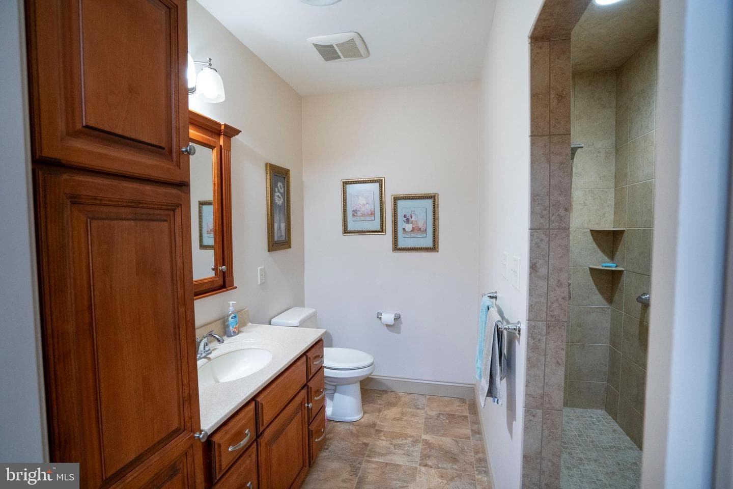 479 Imperial Drive photo 63