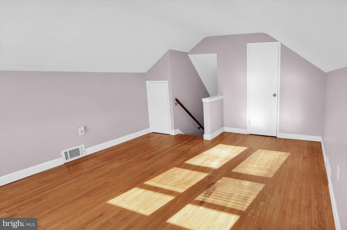 513 Harding Avenue photo 32