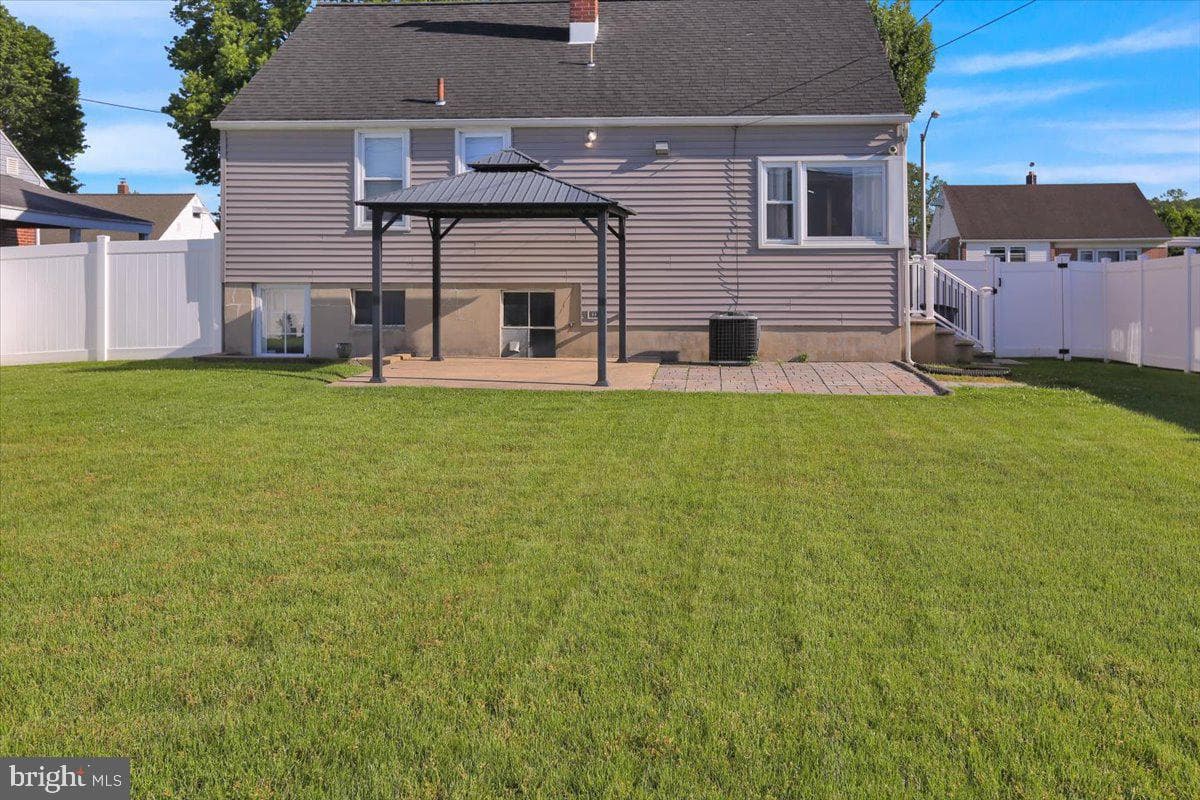 513 Harding Avenue photo 7