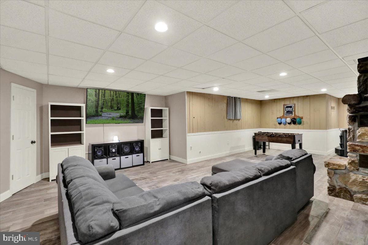 325 Faust Road photo 32
