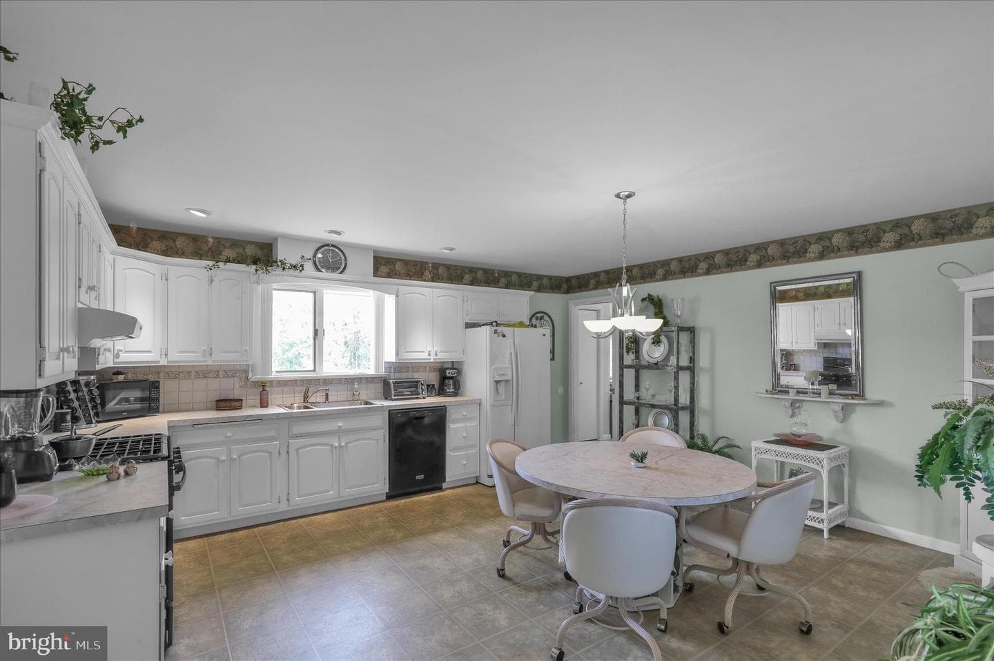 1620 Commonwealth Boulevard photo 8