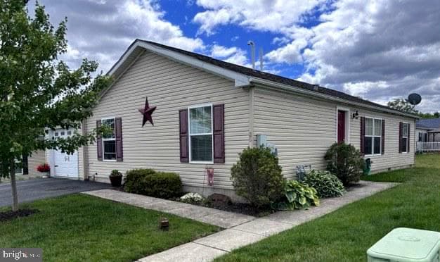 25 Dusk Drive, Douglassville