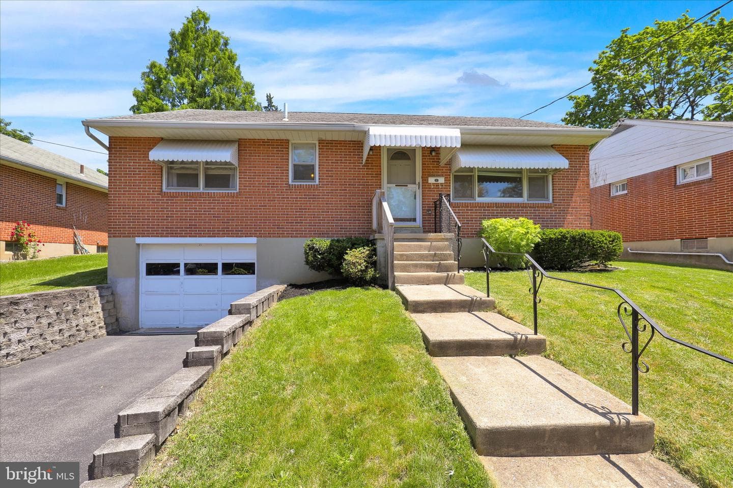 3427 Gray Street photo 2