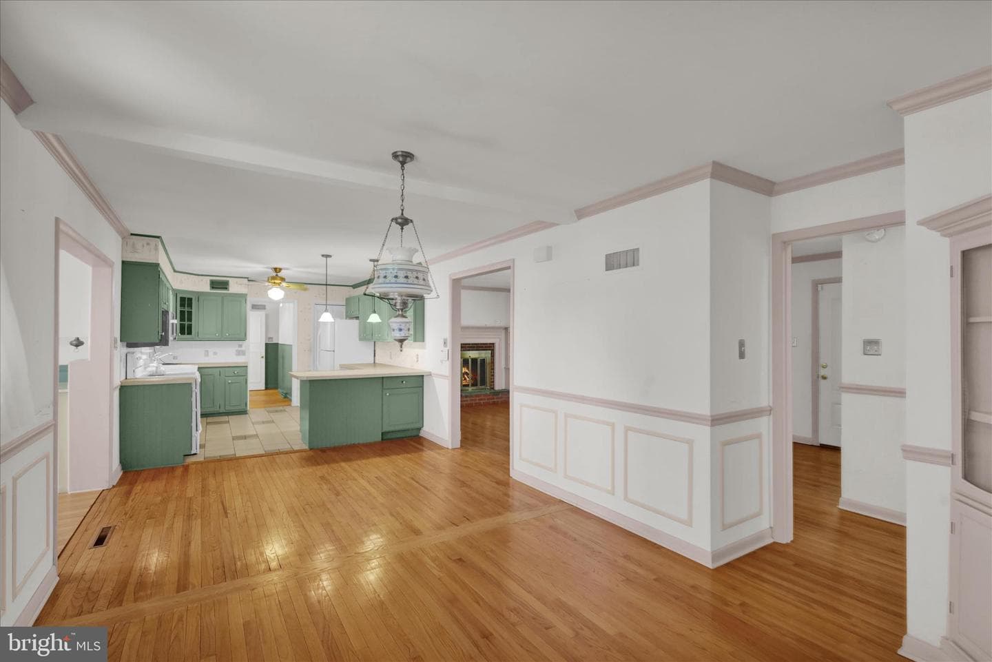 1505 Cromwell Drive photo 14